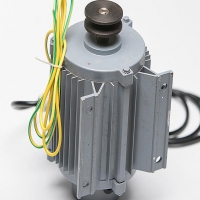 怎樣實現單相交流電機的正反轉？