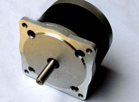 步進電機的優點缺點（步進電機到底有哪些優點呢？）